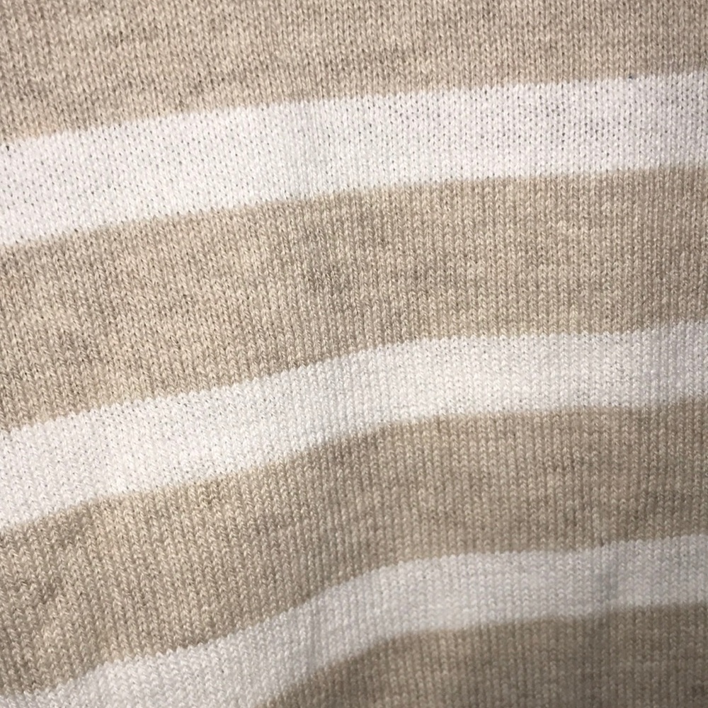 Gap Sweater - Picture 3 of 3